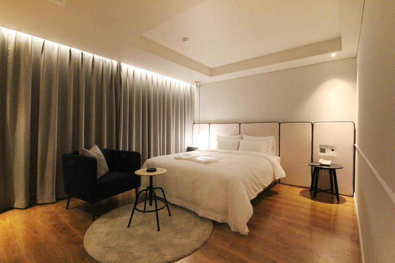Hotel Londoner Hwamyeong Busan Exterior foto