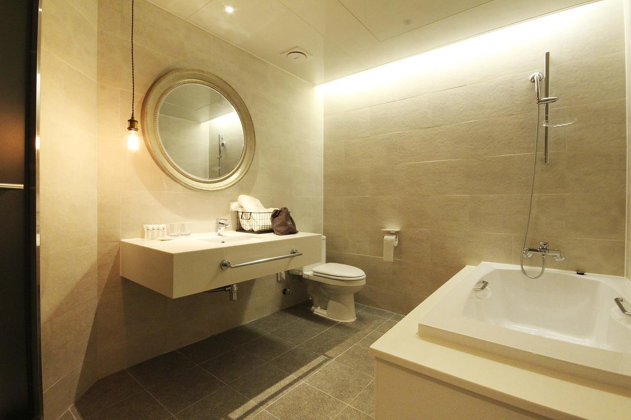 Hotel Londoner Hwamyeong Busan Exterior foto